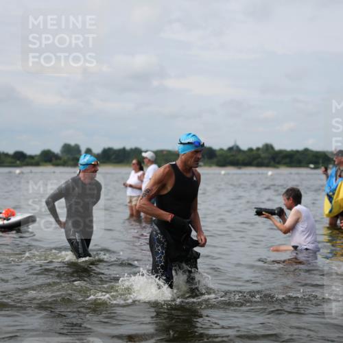21.06.2026 - Viking Triathlon Michael Strokosch http://msf.ph/oto/9822985 21.06.2026 10:36:47 Schwimmen 68, 84, 87, 122, 186, 219, 325, 364, 395, 407, 526, 606, 648 meine-sportfotos.de