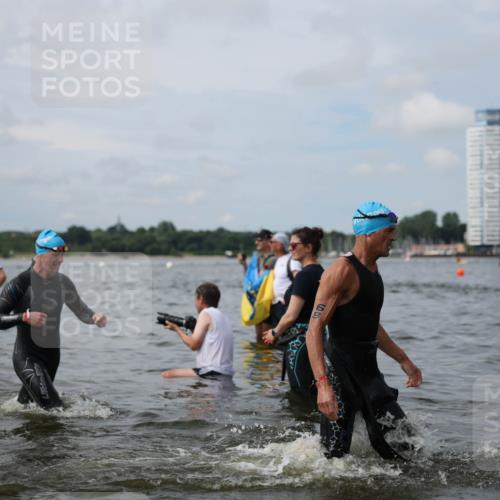 21.06.2026 - Viking Triathlon Michael Strokosch http://msf.ph/oto/9822990 21.06.2026 10:36:49 Schwimmen 68, 84, 87, 122, 186, 325, 364, 395, 407, 526, 606 meine-sportfotos.de