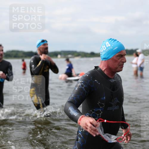 21.06.2026 - Viking Triathlon Michael Strokosch http://msf.ph/oto/9823002 21.06.2026 10:36:55 Schwimmen 68, 84, 87, 122, 142, 186, 325, 364, 395, 407, 553, 606 meine-sportfotos.de