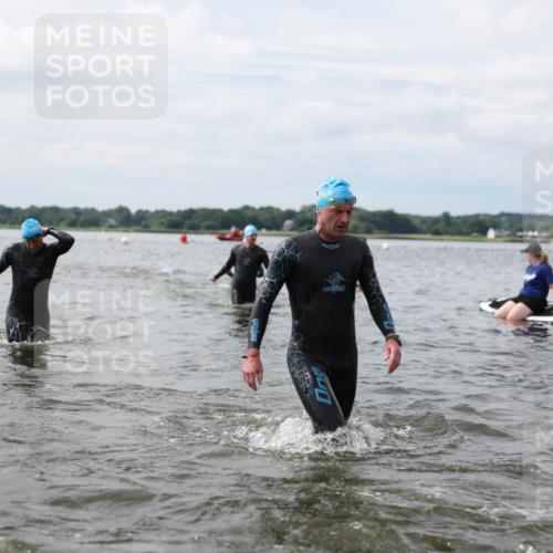 21.06.2026 - Viking Triathlon Michael Strokosch http://msf.ph/oto/9823010 21.06.2026 10:36:57 Schwimmen 68, 84, 87, 122, 142, 186, 325, 364, 395, 407, 553, 606 meine-sportfotos.de