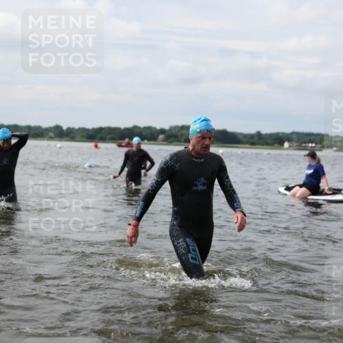 21.06.2026 - Viking Triathlon Michael Strokosch http://msf.ph/oto/9823011 21.06.2026 10:36:57 Schwimmen 68, 84, 87, 122, 142, 186, 325, 364, 395, 407, 553, 606 meine-sportfotos.de