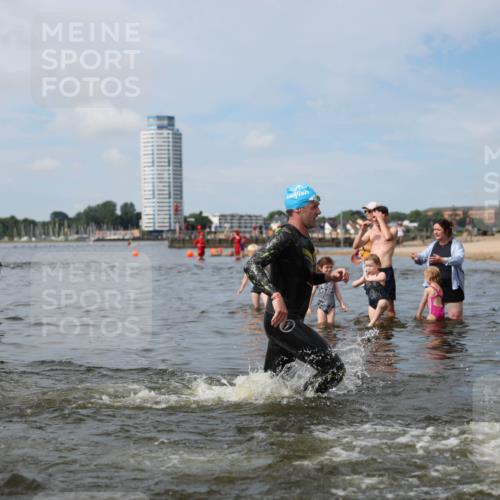 21.06.2026 - Viking Triathlon Michael Strokosch http://msf.ph/oto/9823053 21.06.2026 10:37:20 Schwimmen 64, 89, 111, 239, 370, 450, 455, 545 meine-sportfotos.de