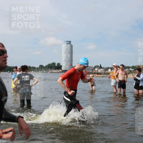 21.06.2026 - Viking Triathlon Michael Strokosch http://msf.ph/oto/9823085 21.06.2026 10:37:38 Schwimmen 111, 197, 239, 243, 467, 513, 545, 633 meine-sportfotos.de
