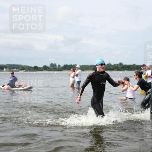 21.06.2026 - Viking Triathlon Michael Strokosch http://msf.ph/oto/9823109 21.06.2026 10:37:47 Schwimmen 171, 197, 241, 243, 285, 449, 467, 513, 633 meine-sportfotos.de