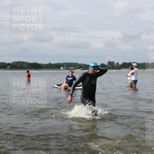 21.06.2026 - Viking Triathlon Michael Strokosch http://msf.ph/oto/9823151 21.06.2026 10:38:06 Schwimmen 80, 99, 241, 315, 465 meine-sportfotos.de