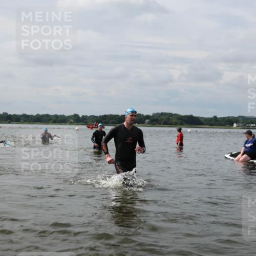 21.06.2026 - Viking Triathlon Michael Strokosch http://msf.ph/oto/9823158 21.06.2026 10:38:10 Schwimmen 80, 99, 241, 315, 316, 465 meine-sportfotos.de