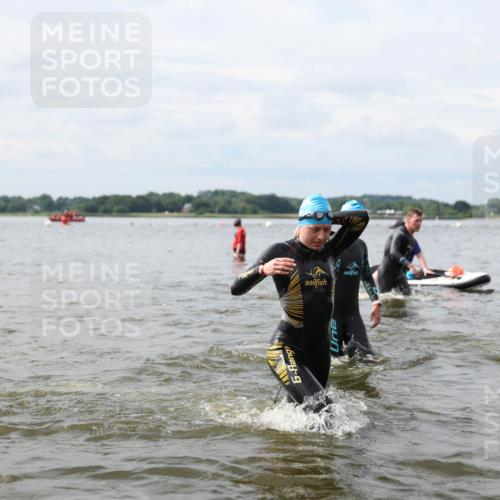 21.06.2026 - Viking Triathlon Michael Strokosch http://msf.ph/oto/9823214 21.06.2026 10:38:36 Schwimmen 53, 55, 144, 300, 303, 397, 419, 546, 567, 666 meine-sportfotos.de