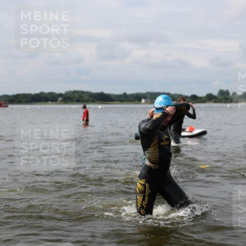 21.06.2026 - Viking Triathlon Michael Strokosch http://msf.ph/oto/9823216 21.06.2026 10:38:36 Schwimmen 53, 55, 144, 300, 303, 397, 419, 546, 567, 666 meine-sportfotos.de