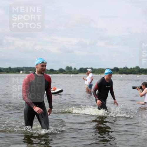 21.06.2026 - Viking Triathlon Michael Strokosch http://msf.ph/oto/9823258 21.06.2026 10:39:08 Schwimmen 152, 214, 232, 328, 340, 457 meine-sportfotos.de