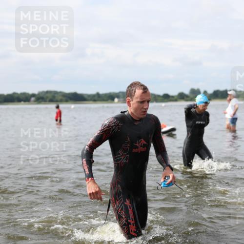 21.06.2026 - Viking Triathlon Michael Strokosch http://msf.ph/oto/9823296 21.06.2026 10:39:27 Schwimmen 229, 400, 442, 485, 508, 519, 634 meine-sportfotos.de