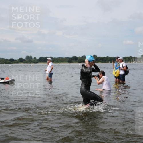 21.06.2026 - Viking Triathlon Michael Strokosch http://msf.ph/oto/9823299 21.06.2026 10:39:29 Schwimmen 229, 349, 400, 442, 485, 508, 519, 634 meine-sportfotos.de