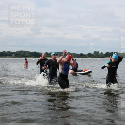 21.06.2026 - Viking Triathlon Michael Strokosch http://msf.ph/oto/9823393 21.06.2026 10:40:11 Schwimmen 34, 58, 150, 195, 211, 301, 398, 425, 460, 484, 496, 647, 649 meine-sportfotos.de