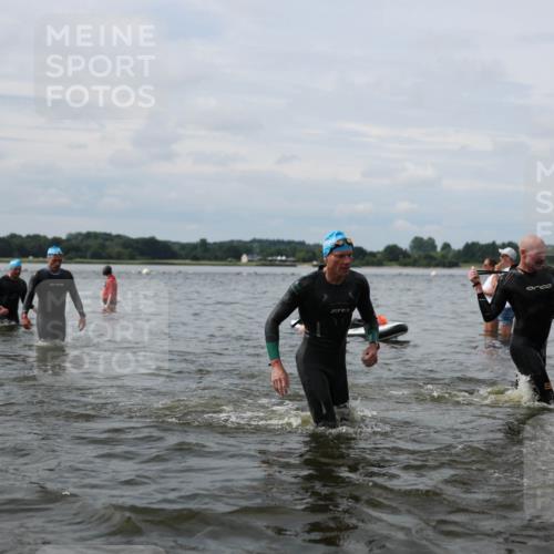 21.06.2026 - Viking Triathlon Michael Strokosch http://msf.ph/oto/9823405 21.06.2026 10:40:15 Schwimmen 34, 58, 150, 195, 227, 301, 312, 398, 425, 456, 460, 484, 496, 649 meine-sportfotos.de
