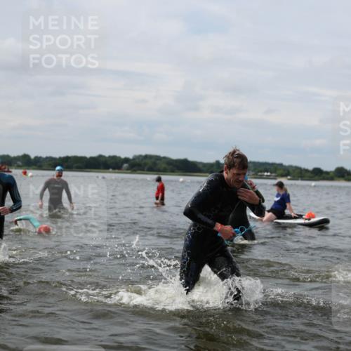 21.06.2026 - Viking Triathlon Michael Strokosch http://msf.ph/oto/9823441 21.06.2026 10:40:31 Schwimmen 150, 195, 227, 301, 312, 330, 355, 387, 456, 461, 616, 636, 667 meine-sportfotos.de