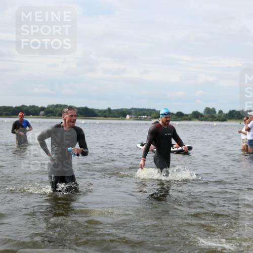 21.06.2026 - Viking Triathlon Michael Strokosch http://msf.ph/oto/9823460 21.06.2026 10:40:38 Schwimmen 227, 330, 355, 387, 456, 461, 616, 636, 667 meine-sportfotos.de