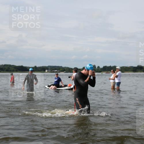 21.06.2026 - Viking Triathlon Michael Strokosch http://msf.ph/oto/9823551 21.06.2026 10:41:26 Schwimmen 96, 143, 165, 262, 327, 339, 429, 522, 578, 608, 655 meine-sportfotos.de