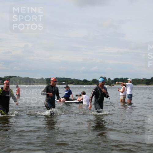 21.06.2026 - Viking Triathlon Michael Strokosch http://msf.ph/oto/9823556 21.06.2026 10:41:30 Schwimmen 83, 143, 162, 165, 262, 327, 339, 429, 452, 522, 578, 608, 655 meine-sportfotos.de