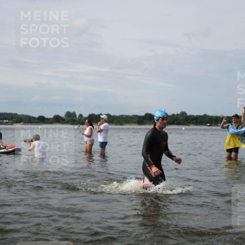 21.06.2026 - Viking Triathlon Michael Strokosch http://msf.ph/oto/9823618 21.06.2026 10:42:01 Schwimmen 44, 86, 94, 134, 188, 193, 266, 279, 399, 438, 492, 516 meine-sportfotos.de