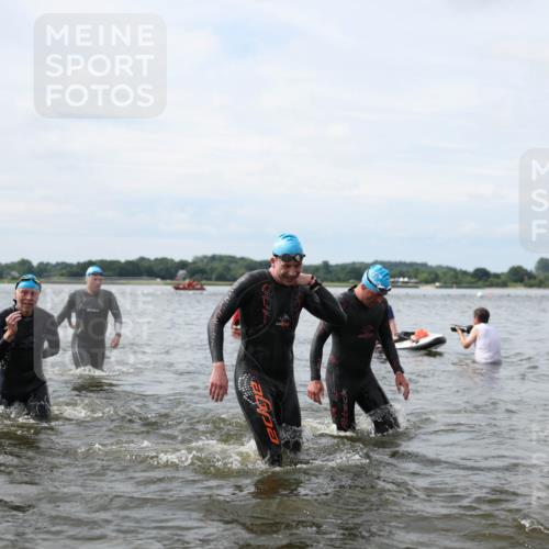 21.06.2026 - Viking Triathlon Michael Strokosch http://msf.ph/oto/9823639 21.06.2026 10:42:09 Schwimmen 45, 72, 86, 94, 134, 188, 193, 266, 279, 296, 348, 399, 492, 516 meine-sportfotos.de