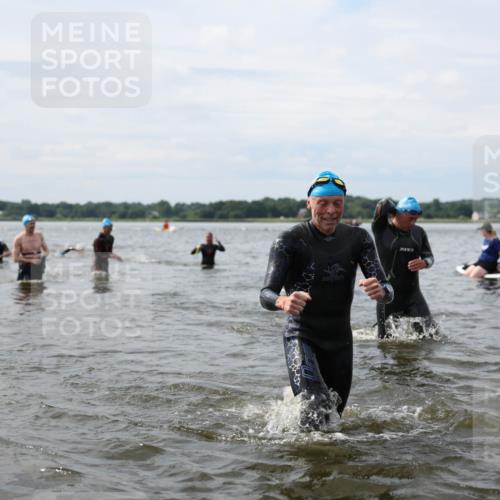 21.06.2026 - Viking Triathlon Michael Strokosch http://msf.ph/oto/9823649 21.06.2026 10:42:12 Schwimmen 45, 72, 86, 94, 188, 193, 266, 279, 296, 348, 393, 399, 492, 516 meine-sportfotos.de