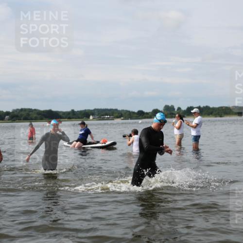 21.06.2026 - Viking Triathlon Michael Strokosch http://msf.ph/oto/9823707 21.06.2026 10:42:47 Schwimmen 41, 153, 166, 175, 177, 213, 225, 268, 286, 479, 520 meine-sportfotos.de
