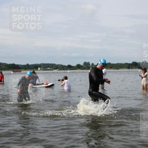 21.06.2026 - Viking Triathlon Michael Strokosch http://msf.ph/oto/9823709 21.06.2026 10:42:48 Schwimmen 41, 88, 153, 166, 175, 177, 213, 225, 268, 286, 479, 520 meine-sportfotos.de