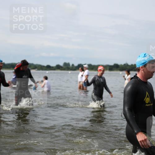 21.06.2026 - Viking Triathlon Michael Strokosch http://msf.ph/oto/9823771 21.06.2026 10:43:16 Schwimmen 69, 93, 251, 259, 287, 459, 470, 473, 482, 489, 505, 511, 521, 528, 533, 618, 619, 645 meine-sportfotos.de