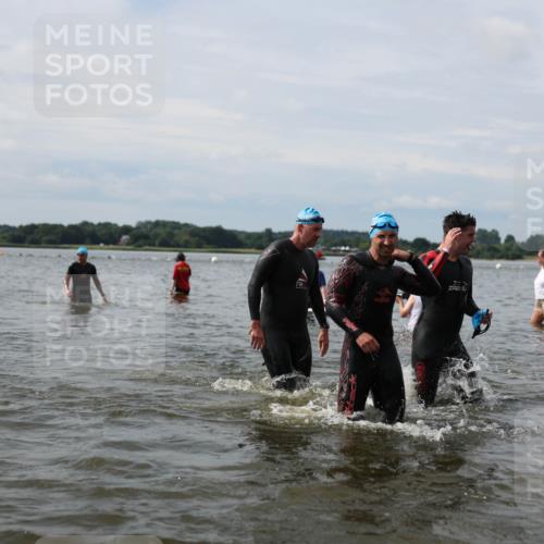 21.06.2026 - Viking Triathlon Michael Strokosch http://msf.ph/oto/9823773 21.06.2026 10:43:17 Schwimmen 69, 93, 251, 259, 287, 459, 470, 473, 482, 489, 505, 511, 521, 528, 533, 618, 619, 645 meine-sportfotos.de