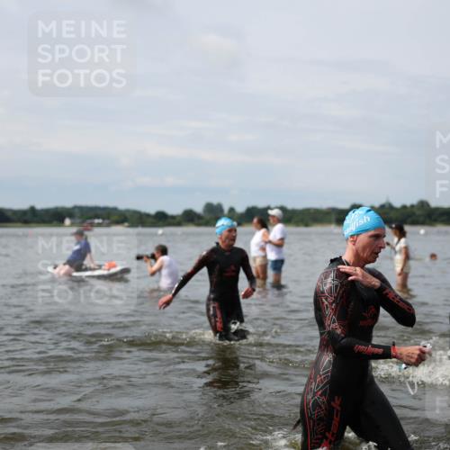 21.06.2026 - Viking Triathlon Michael Strokosch http://msf.ph/oto/9823794 21.06.2026 10:43:31 Schwimmen 93, 163, 230, 231, 234, 248, 287, 351, 459, 470, 521, 618, 663 meine-sportfotos.de