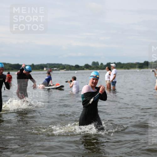 21.06.2026 - Viking Triathlon Michael Strokosch http://msf.ph/oto/9823812 21.06.2026 10:43:42 Schwimmen 163, 220, 230, 231, 234, 247, 248, 351, 444, 464, 550, 614, 663 meine-sportfotos.de