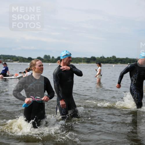 21.06.2026 - Viking Triathlon Michael Strokosch http://msf.ph/oto/9823843 21.06.2026 10:43:56 Schwimmen 22, 139, 208, 220, 247, 318, 444, 464, 550, 614, 617, 632, 641 meine-sportfotos.de