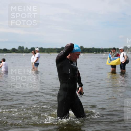 21.06.2026 - Viking Triathlon Michael Strokosch http://msf.ph/oto/9823906 21.06.2026 10:44:36 Schwimmen 350, 377, 531, 590, 601 meine-sportfotos.de