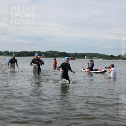 21.06.2026 - Viking Triathlon Michael Strokosch http://msf.ph/oto/9823918 21.06.2026 10:44:42 Schwimmen 33, 276, 329, 350, 377, 531, 590, 658 meine-sportfotos.de