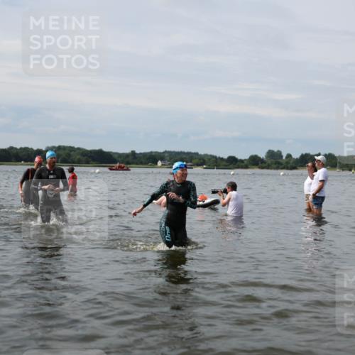 21.06.2026 - Viking Triathlon Michael Strokosch http://msf.ph/oto/9823923 21.06.2026 10:44:44 Schwimmen 33, 276, 329, 350, 377, 531, 590, 658, 668 meine-sportfotos.de