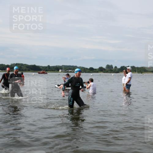 21.06.2026 - Viking Triathlon Michael Strokosch http://msf.ph/oto/9823924 21.06.2026 10:44:44 Schwimmen 33, 276, 329, 350, 377, 531, 590, 658, 668 meine-sportfotos.de