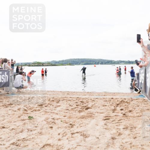 21.06.2026 - Viking Triathlon Michael Strokosch http://msf.ph/oto/9823994 21.06.2026 10:24:25 Schwimmen  meine-sportfotos.de