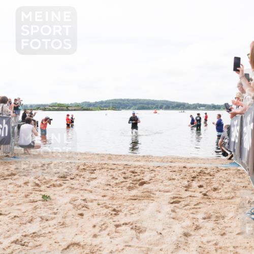 21.06.2026 - Viking Triathlon Michael Strokosch http://msf.ph/oto/9824007 21.06.2026 10:24:30 Schwimmen 517 meine-sportfotos.de