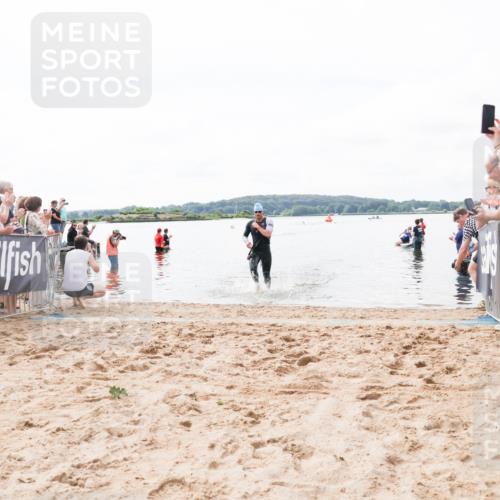 21.06.2026 - Viking Triathlon Michael Strokosch http://msf.ph/oto/9824016 21.06.2026 10:24:33 Schwimmen 517 meine-sportfotos.de