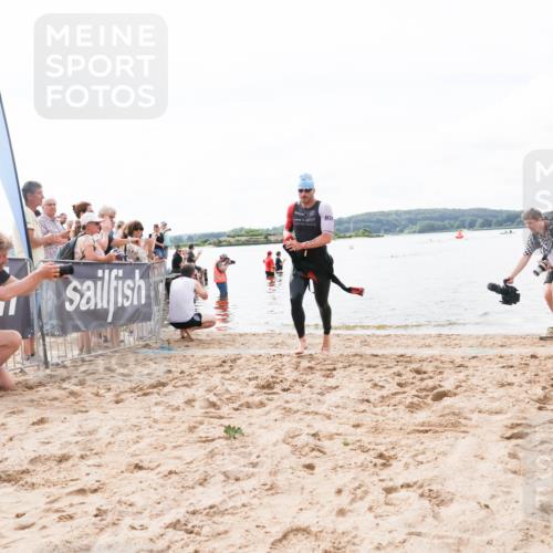 21.06.2026 - Viking Triathlon Michael Strokosch http://msf.ph/oto/9824022 21.06.2026 10:24:35 Schwimmen 517 meine-sportfotos.de
