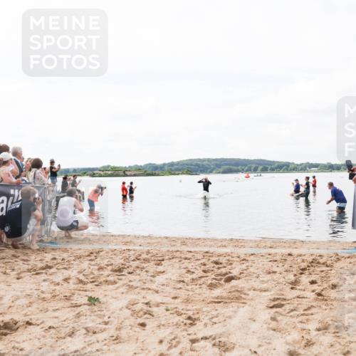 21.06.2026 - Viking Triathlon Michael Strokosch http://msf.ph/oto/9824031 21.06.2026 10:24:49 Schwimmen 9 meine-sportfotos.de