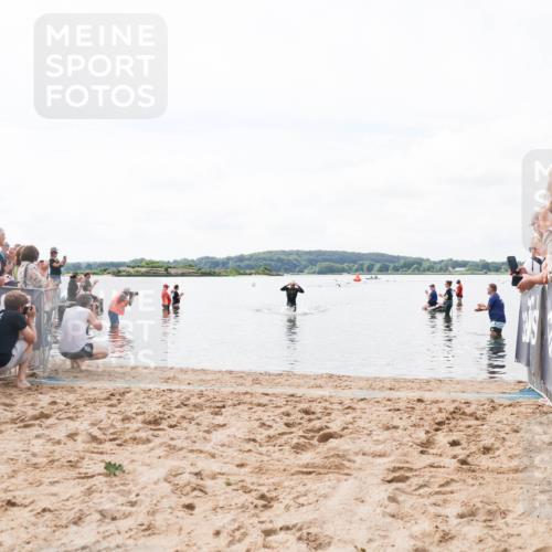 21.06.2026 - Viking Triathlon Michael Strokosch http://msf.ph/oto/9824033 21.06.2026 10:24:49 Schwimmen 9 meine-sportfotos.de