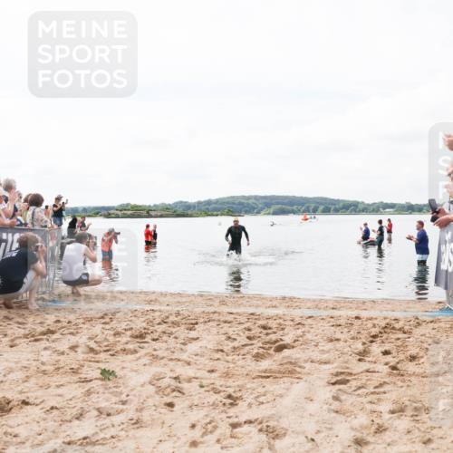 21.06.2026 - Viking Triathlon Michael Strokosch http://msf.ph/oto/9824043 21.06.2026 10:24:53 Schwimmen 9 meine-sportfotos.de