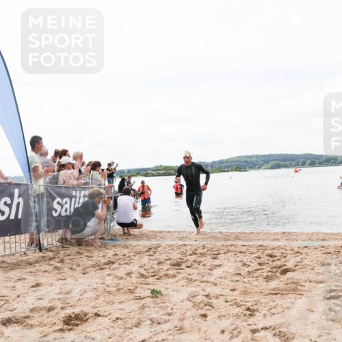 21.06.2026 - Viking Triathlon Michael Strokosch http://msf.ph/oto/9824051 21.06.2026 10:24:55 Schwimmen 9 meine-sportfotos.de