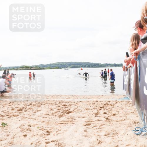 21.06.2026 - Viking Triathlon Michael Strokosch http://msf.ph/oto/9824065 21.06.2026 10:25:26 Schwimmen  meine-sportfotos.de