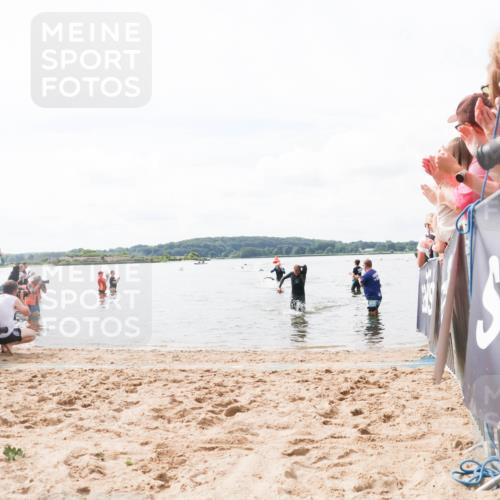 21.06.2026 - Viking Triathlon Michael Strokosch http://msf.ph/oto/9824110 21.06.2026 10:25:41 Schwimmen 1, 4, 10, 189 meine-sportfotos.de