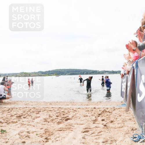 21.06.2026 - Viking Triathlon Michael Strokosch http://msf.ph/oto/9824113 21.06.2026 10:25:42 Schwimmen 1, 4, 10, 189 meine-sportfotos.de