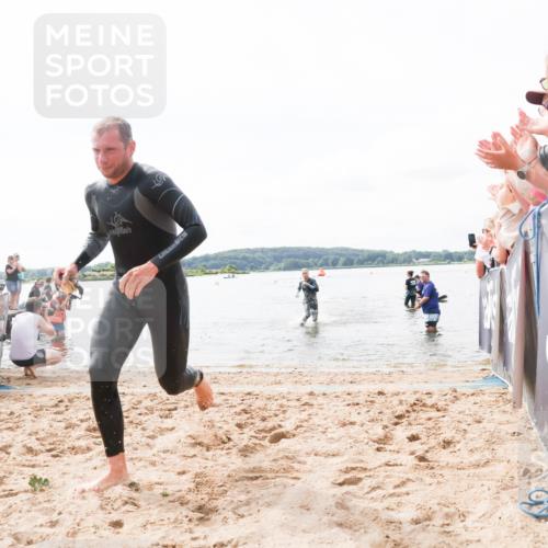 21.06.2026 - Viking Triathlon Michael Strokosch http://msf.ph/oto/9824125 21.06.2026 10:25:46 Schwimmen 4, 10 meine-sportfotos.de