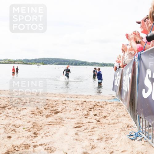 21.06.2026 - Viking Triathlon Michael Strokosch http://msf.ph/oto/9824143 21.06.2026 10:25:53 Schwimmen 8, 10 meine-sportfotos.de