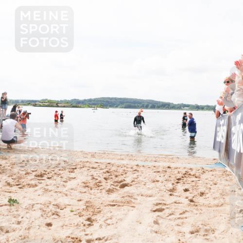 21.06.2026 - Viking Triathlon Michael Strokosch http://msf.ph/oto/9824145 21.06.2026 10:25:53 Schwimmen 8, 10 meine-sportfotos.de
