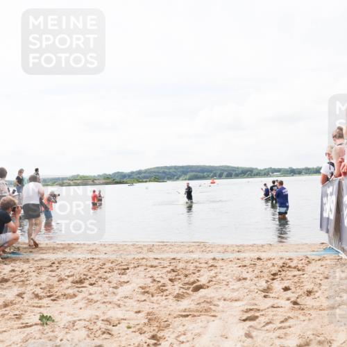 21.06.2026 - Viking Triathlon Michael Strokosch http://msf.ph/oto/9824179 21.06.2026 10:26:11 Schwimmen 2 meine-sportfotos.de